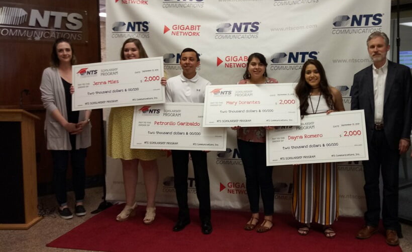 2019 NTS Scholarship winners at awards banquet